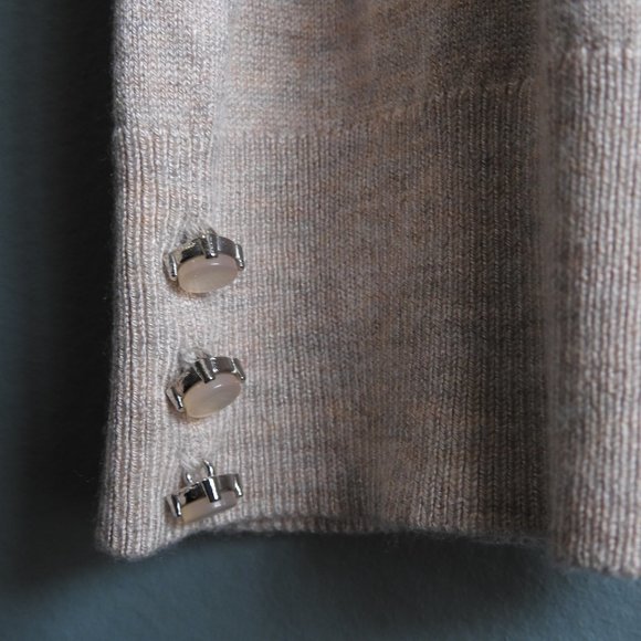 Premise Studio Beige 8 Button Lightweight Cardigan XL - Picture 6 of 7